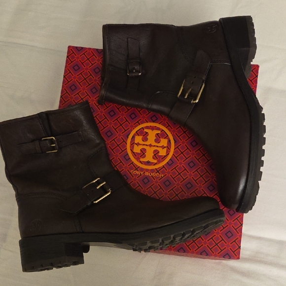 Tory Burch Women's Dark Brown Leather Ankle Boots - Picture 4 of 9